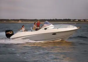 beneteau-flyer-750-charter-antibes4